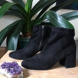 Eileen Fisher heels. Size 9. Vero Cuoio style.